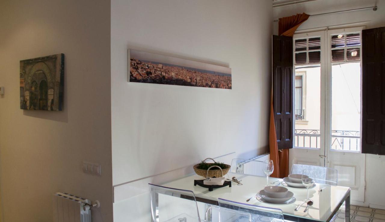 Happy People Gaudi Sant Pau Apartments Barcelona Luaran gambar